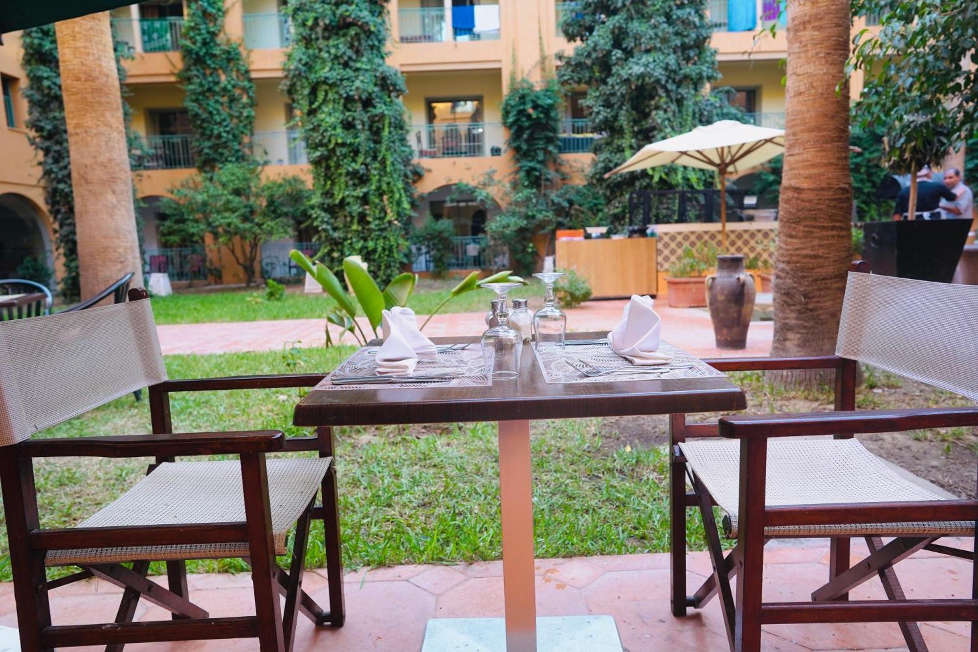 Alhambra Thalasso Χαμμαμέτ Εξωτερικό φωτογραφία The hotel's garden