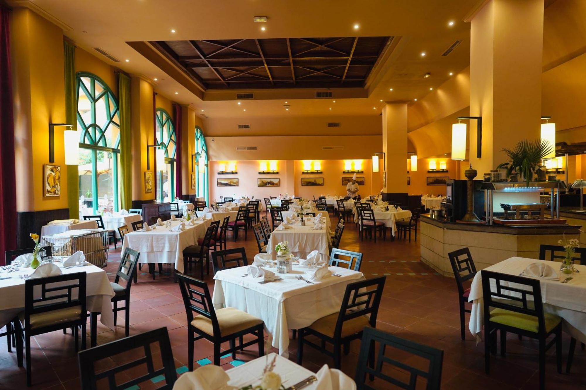 Alhambra Thalasso Χαμμαμέτ Εξωτερικό φωτογραφία Restaurant