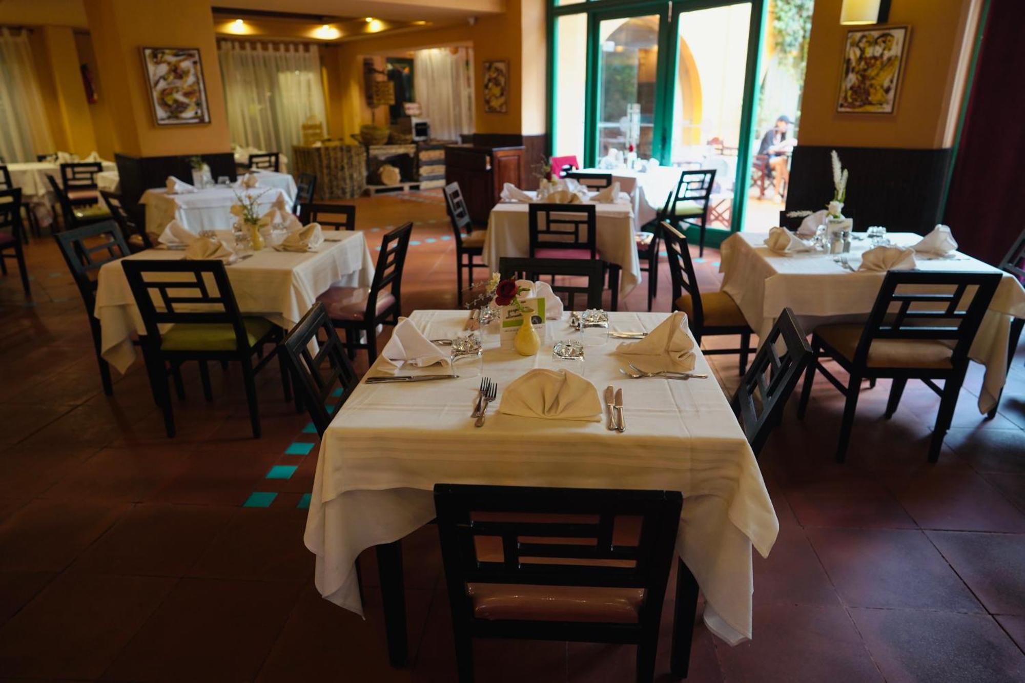 Alhambra Thalasso Χαμμαμέτ Εξωτερικό φωτογραφία Restaurant in the hotel